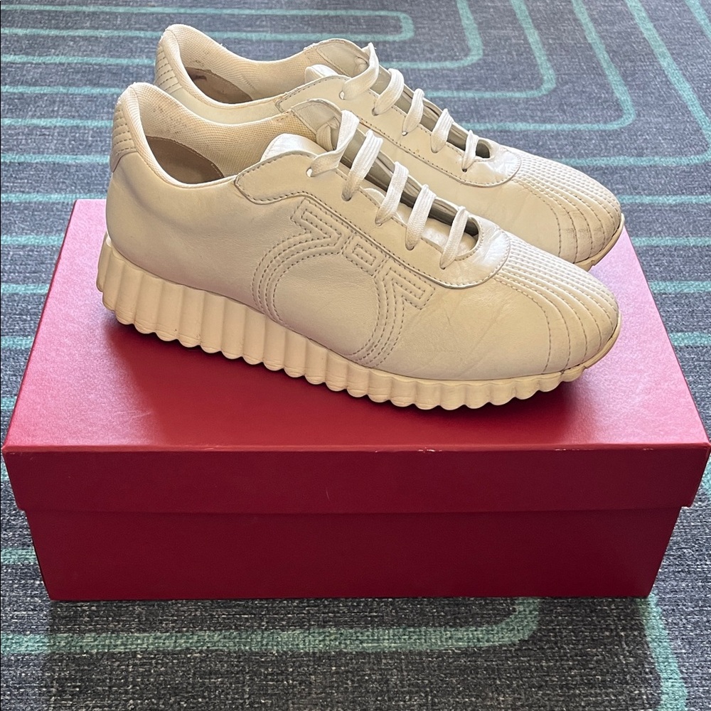 Salvatore Ferragamo MOMPEO Cream Embossed Sneakers